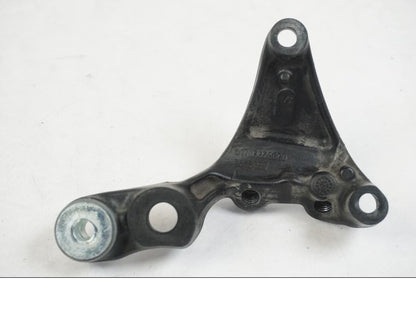 Vänster sida på Sidostödsfäste från en KTM 1290 Super Duke R -2022 motorcykel.