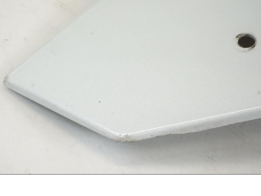 Snett uppifrån på Magkåpa från en Yamaha YZF 1000 R1 -2009 motorcykel.