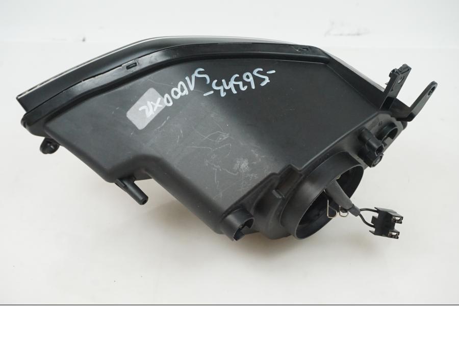 Baksidan på Strålkastare från en BMW S 1000 XR -2016 motorcykel.