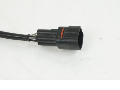 Vänster sida på Lambdasond från en KTM 990 SM -2009 motorcykel.