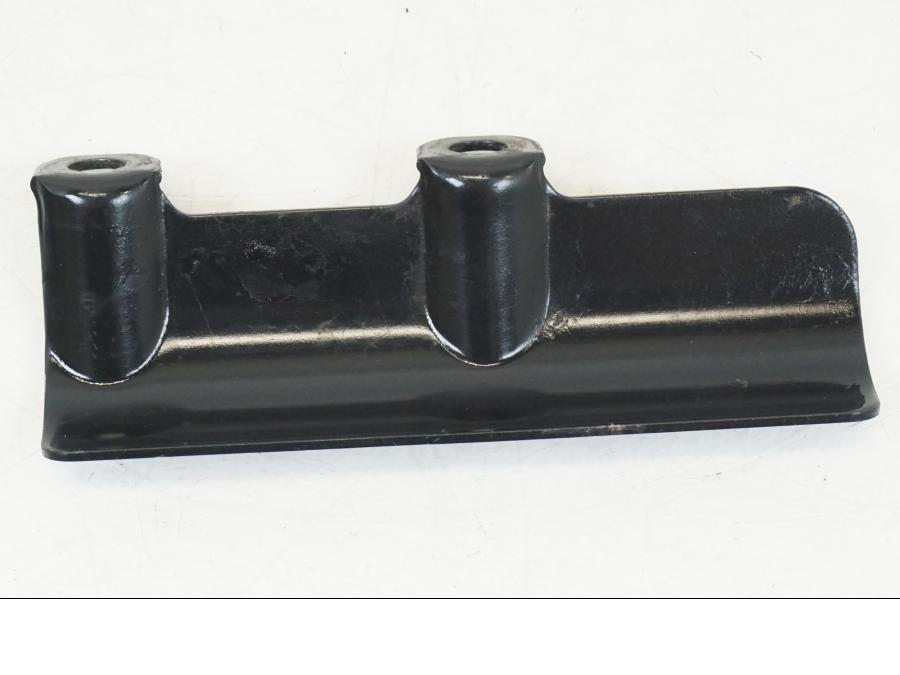 Baksidan på Bromshuvudcylinderskydd från en Yamaha XV 1700 -2004 motorcykel.