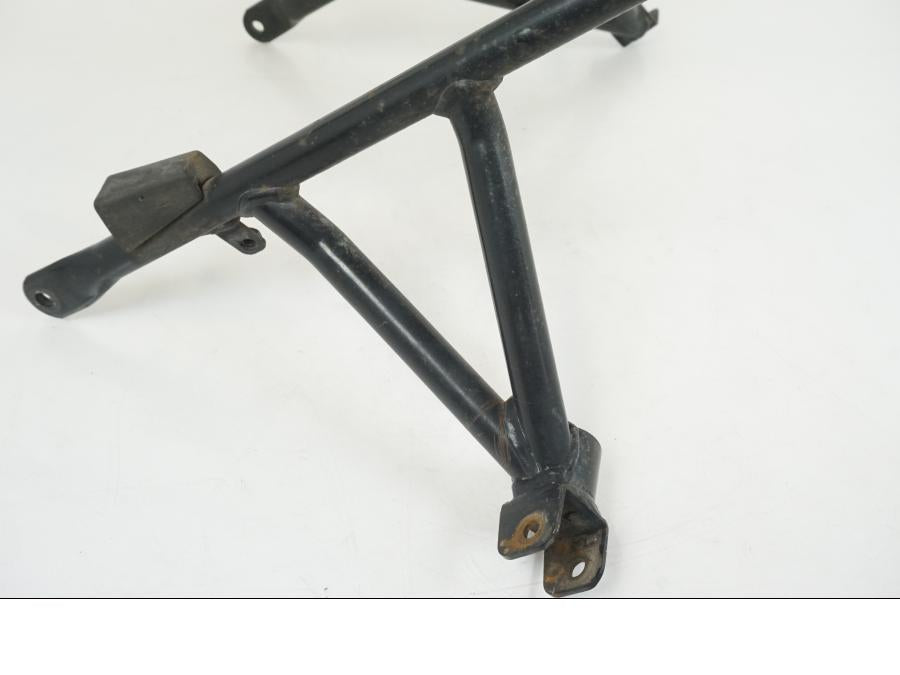 Snett nerifrån på Bakram från en BMW F 650 CS -2002 motorcykel.