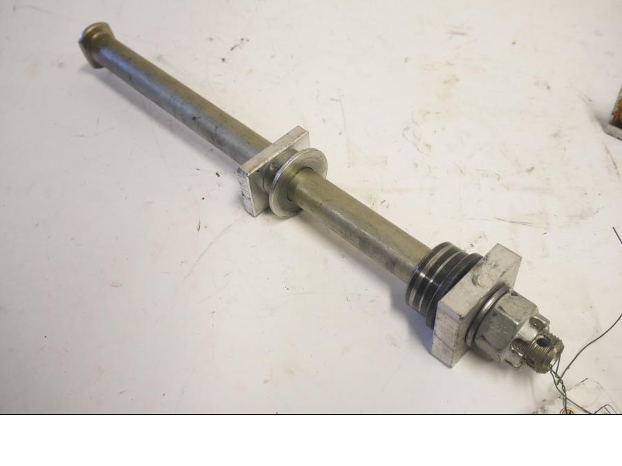 Framsidan på Axel från en Kawasaki Versys 1000 -2012 motorcykel.