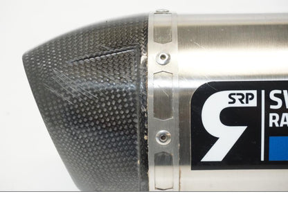 Vänster sida på Ljuddämpare Sport från en Suzuki GSX 1300 R -2017 motorcykel.