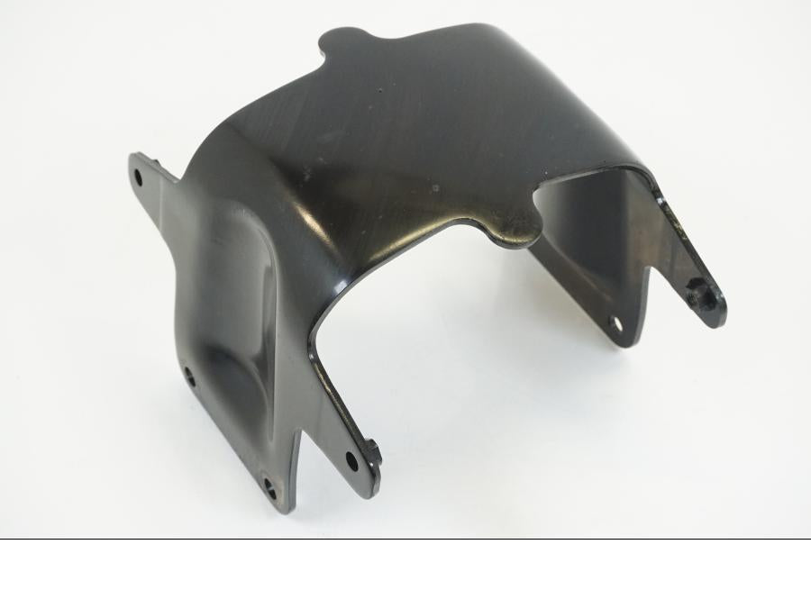 Framsidan på Framskärmsstag från en Triumph Speedmaster -2006 motorcykel.