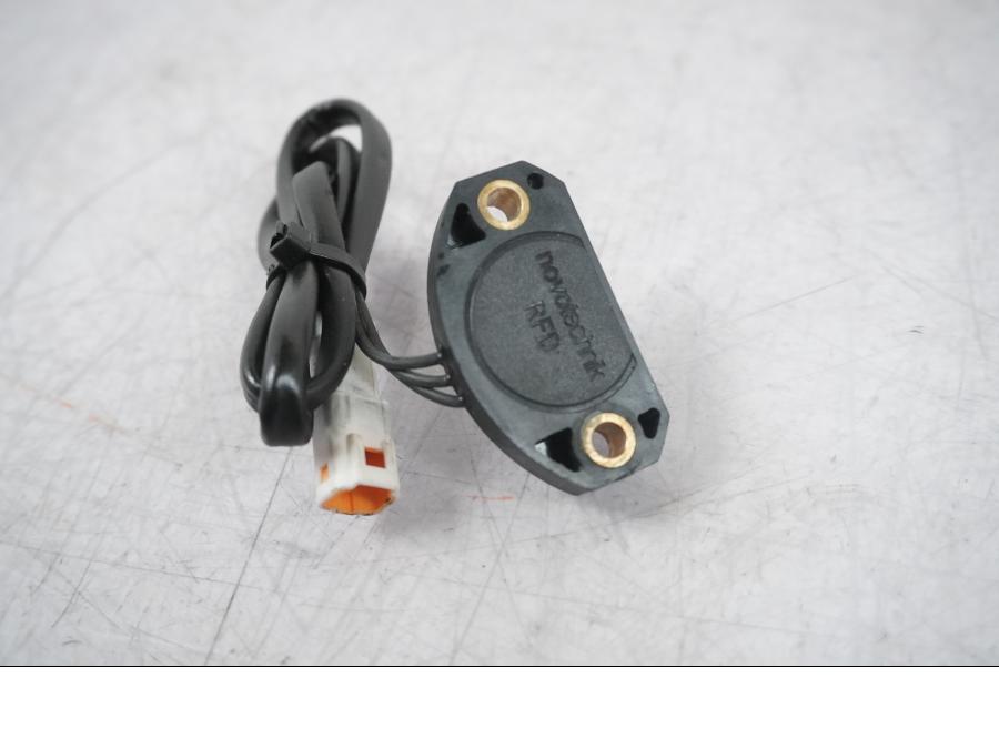 Baksidan på Växelindikator från en Ducati Multistrada 1260 -2020 motorcykel.