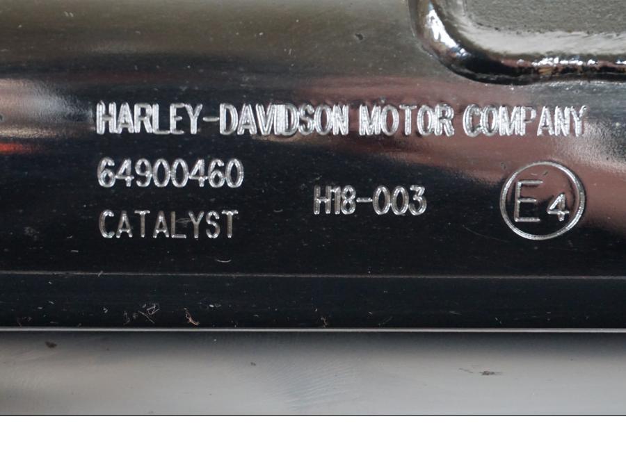 Extrabild1 på Ljuddämpare från en H-D Fat Boy -2018 motorcykel.