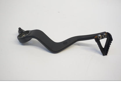 Baksidan på Bromspedal från en KTM 1290 Super Adventure R -2019 motorcykel.