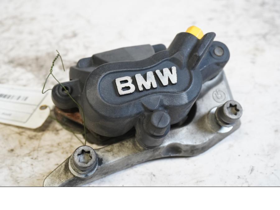 Framsidan på Bromsok från en BMW R 1200 R -2007 motorcykel.