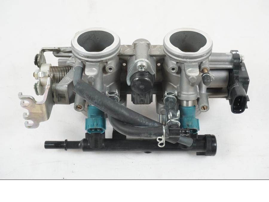 Framsidan på Spjällhus från en Yamaha MT-07 -2019 motorcykel.