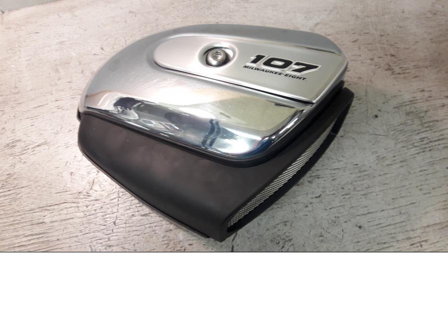 Framsidan på Luftburk från en H-D Ultra Limited FLHTK -2016 motorcykel.