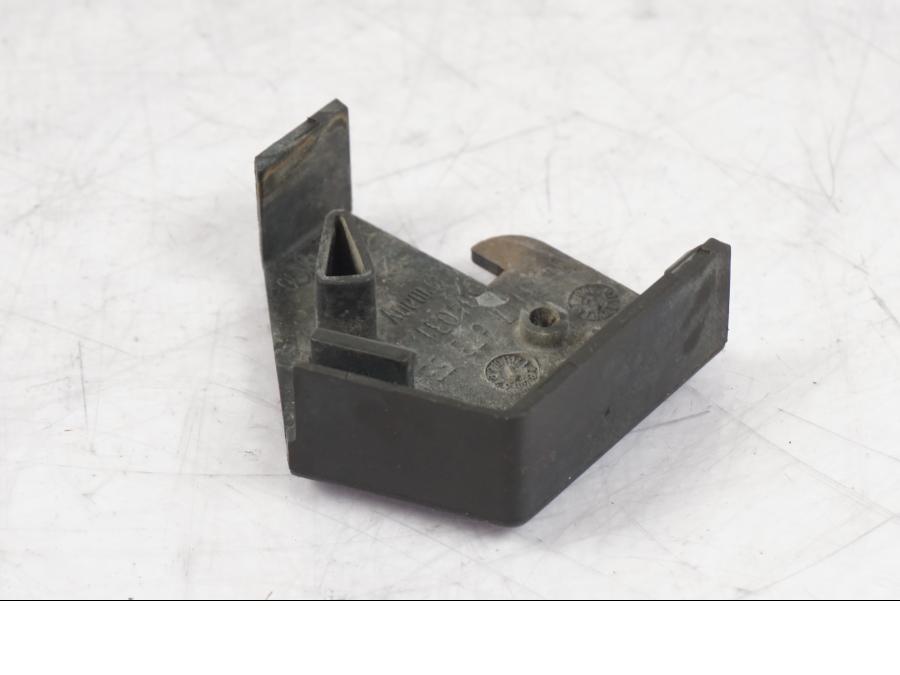 Baksidan på Bromsljuskontakt från en BMW R 1200 GS -2005 motorcykel.