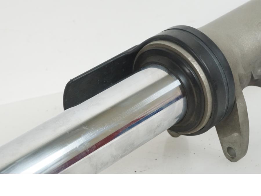 Extrabild2 på Gaffelben från en Yamaha XJ 900 S -1997 motorcykel.