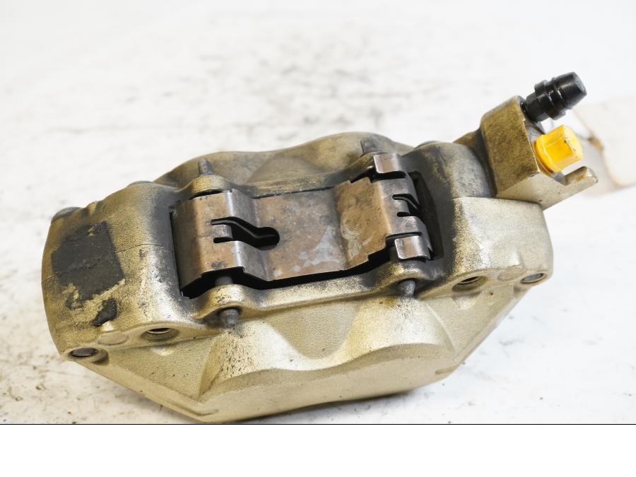 Baksidan på Bromsok från en KTM 625 SMC -2005 motorcykel.