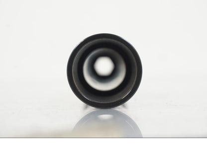 Snett nerifrån på Axel från en KTM 1290 Super Duke R EVO -2023 motorcykel.