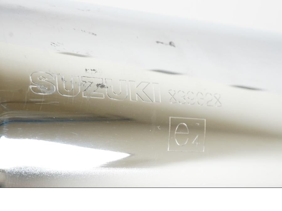 Extrabild1 på Ljuddämpare från en Suzuki VL 800 -2009 motorcykel.