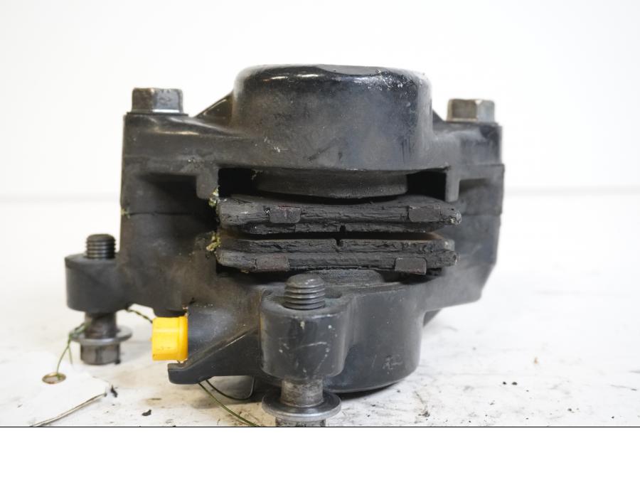 Höger sida på Bromsok från en Yamaha V-MAX 1200 -1997 motorcykel.