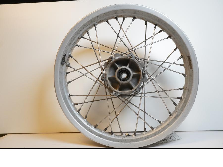 Extrabild1 på Fälg från en BMW F 650 -1999 motorcykel.