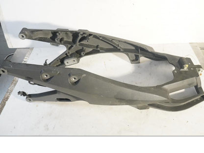 Vänster sida på Bakram från en Honda CB 1000 R -2009 motorcykel.