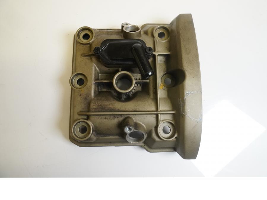 Framsidan på Ventilkåpa från en Ducati Multistrada 1260 -2020 motorcykel.