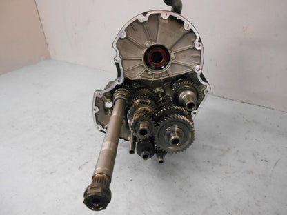 Snett uppifrån på Växellåda från en BMW R 1200 GSA -2018 motorcykel.