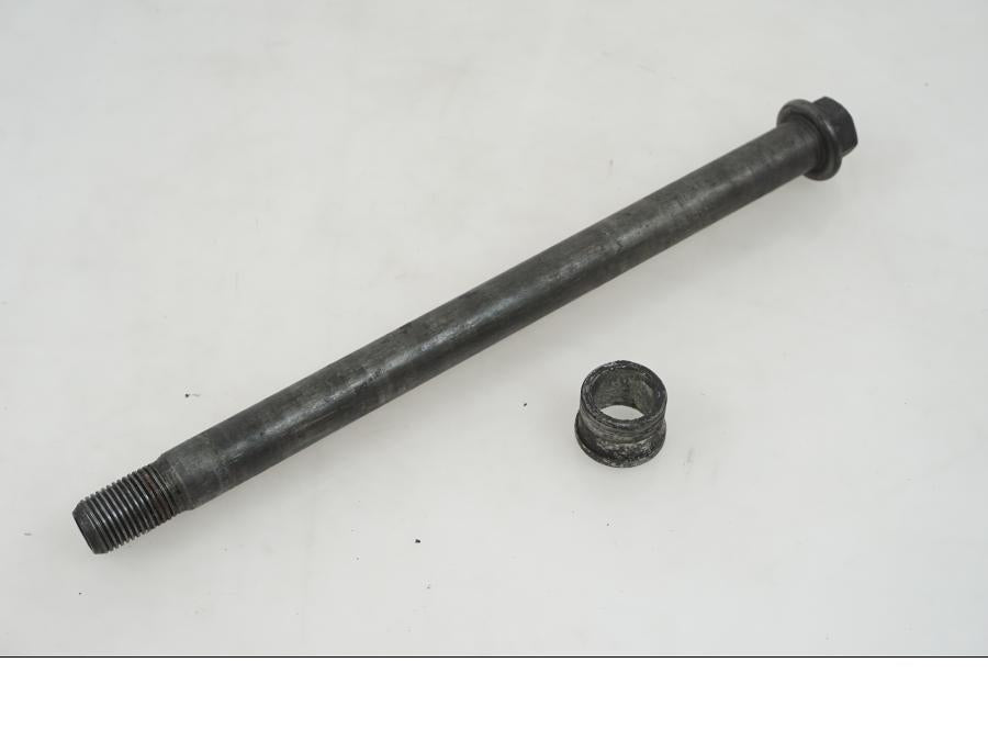 Framsidan på Axel från en Yamaha YZF 600 R -1997 motorcykel.