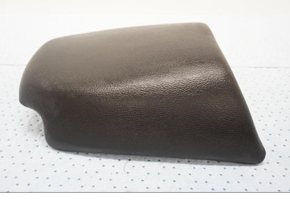 Framsidan på Sadel från en Triumph Tiger -2001 motorcykel.