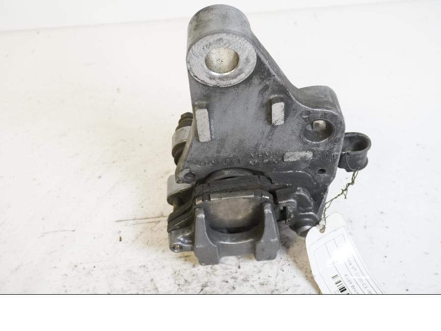 Baksidan på Bromsok från en Honda VT 1100 C -1999 motorcykel.