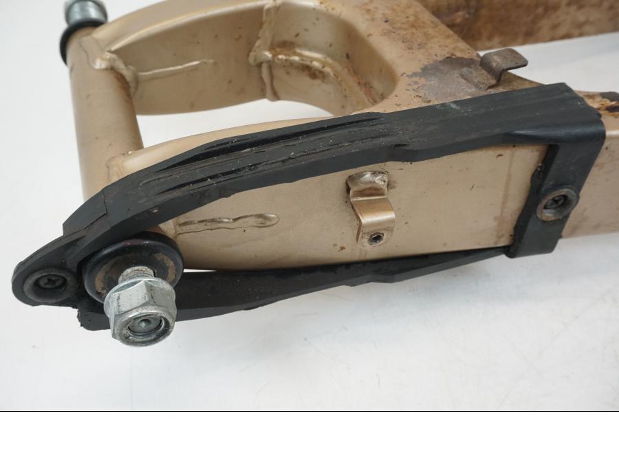 Baksidan på Sving från en Honda NSR 125 -1991 motorcykel.