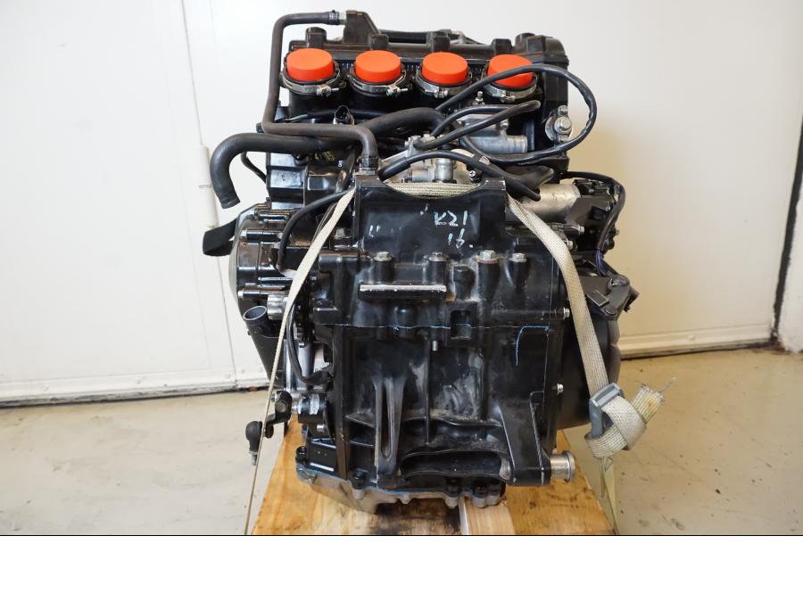 Extrabild4 på Motor från en Kawasaki ZX-6R -2011 motorcykel.