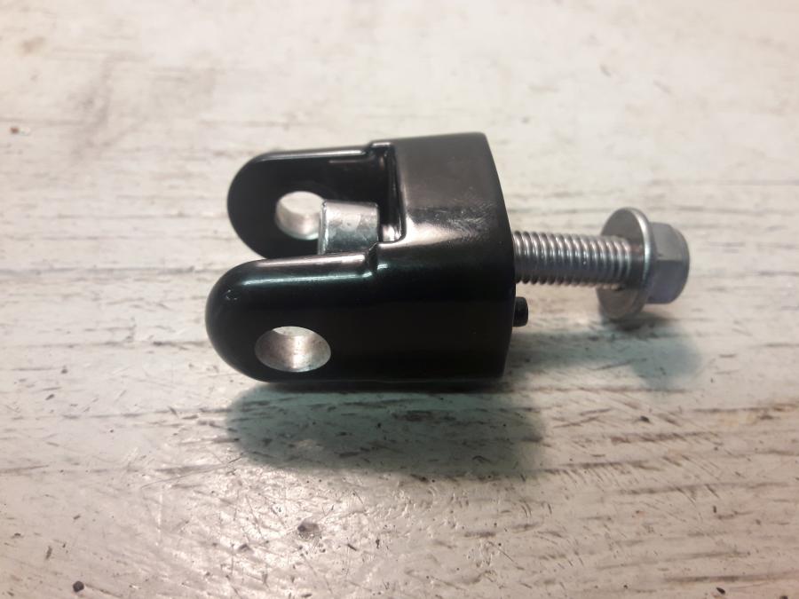 Framsidan på Fotpinnefäste från en Triumph Speed Twin -2019 motorcykel.