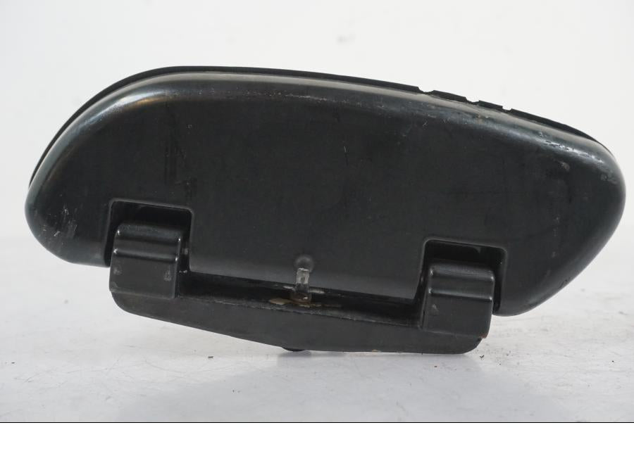 Baksidan på Fotpinneplatta från en H-D Street Glide FLHX -2012 motorcykel.