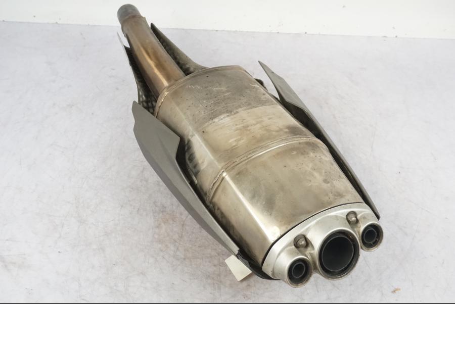 Höger sida på Ljuddämpare från en Triumph Daytona 675 -2007 motorcykel.