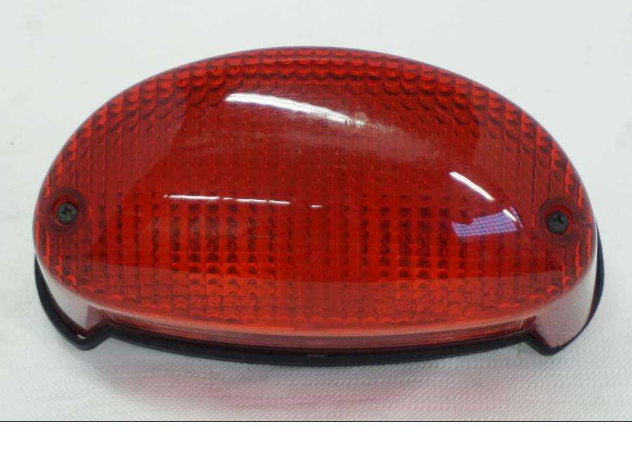 Framsidan på Baklampa från en Yamaha TDM 850 -1998 motorcykel.