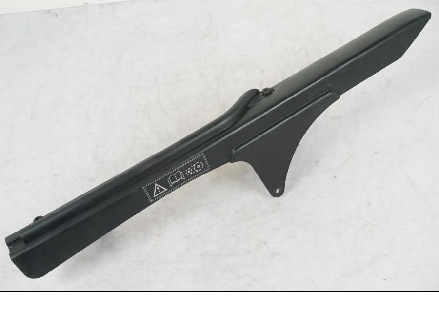 Framsidan på Kedjeskydd från en Triumph Daytona 955I -2000 motorcykel.