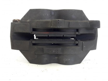 Baksidan på Bromsok från en Suzuki SV 1000 -2004 motorcykel.