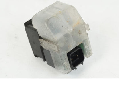 Framsidan på Startrelä från en Suzuki GSX 600 F -1998 motorcykel.