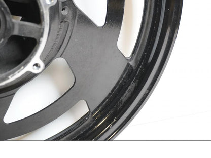 Extrabild5 på Fälg från en Yamaha V-MAX 1200 -1997 motorcykel.