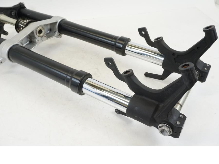 Extrabild3 på Gaffelpaket från en Yamaha YZF 1000 R1 -2009 motorcykel.