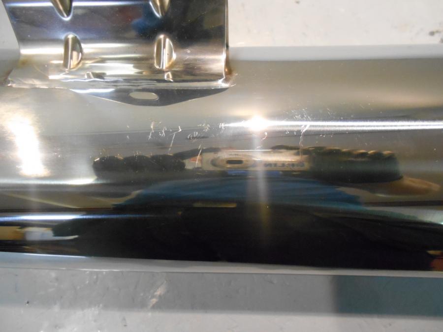 Snett uppifrån på Ljuddämpare från en Kawasaki ZZ-R 1400 -2008 motorcykel.