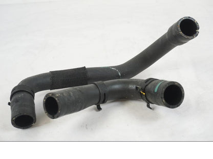 Vänster sida på Vattenkyl Slang Set från en BMW R 1250 GS -2021 motorcykel.