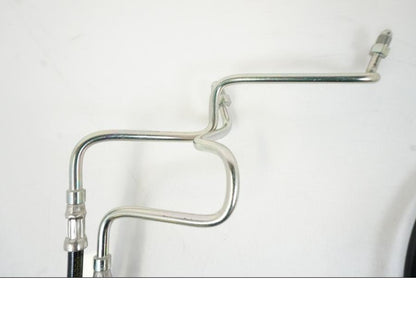 Vänster sida på Bromsledning från en H-D övrigt -2014 motorcykel.