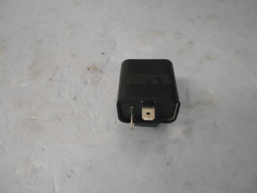 Framsidan på Blinkersrelä från en Yamaha YS 125 -2017 motorcykel.