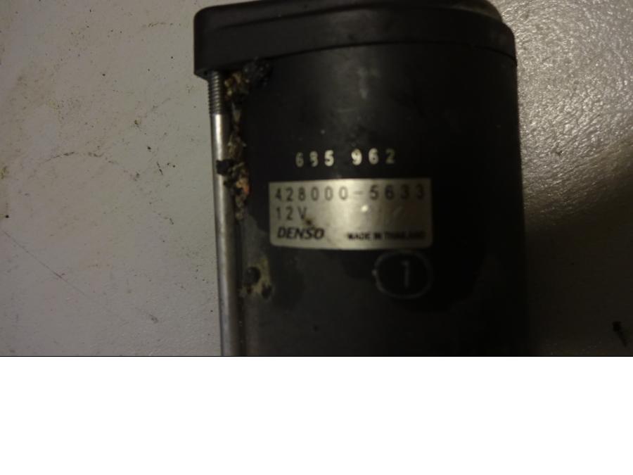 Baksidan på Startmotor från en BMW F 800 GT -2015 motorcykel.