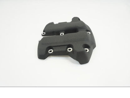 Baksidan på Ventilkåpa från en H-D Dyna Fat Bob FXDF -2018 motorcykel.