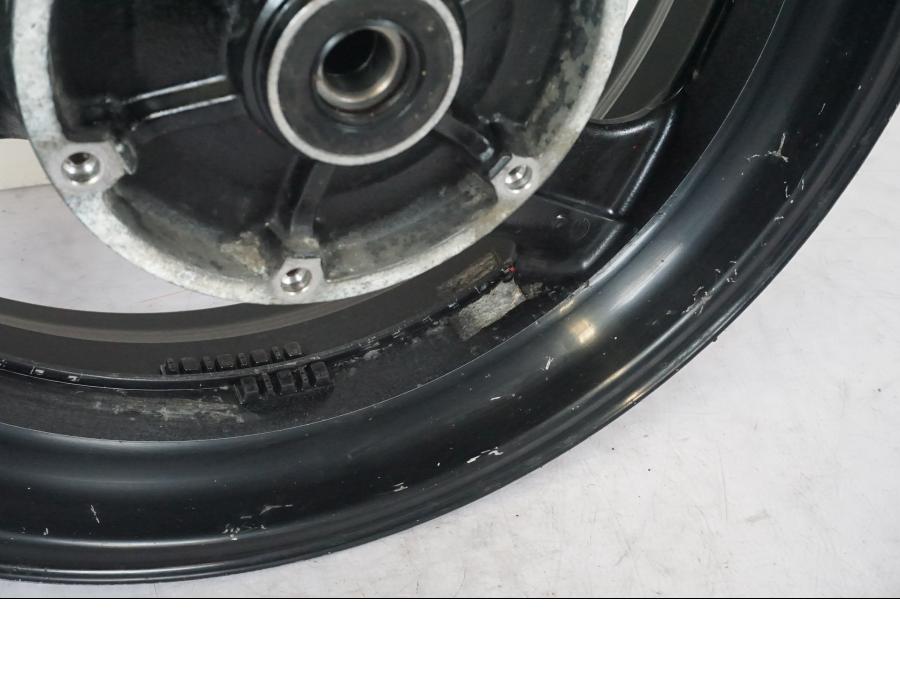 Extrabild5 på Fälg från en Honda CBR 1100 XX -1999 motorcykel.