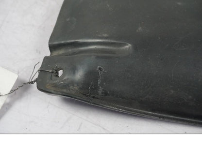 Snett nerifrån på Svingskärm från en KTM 640 SM -2005 motorcykel.