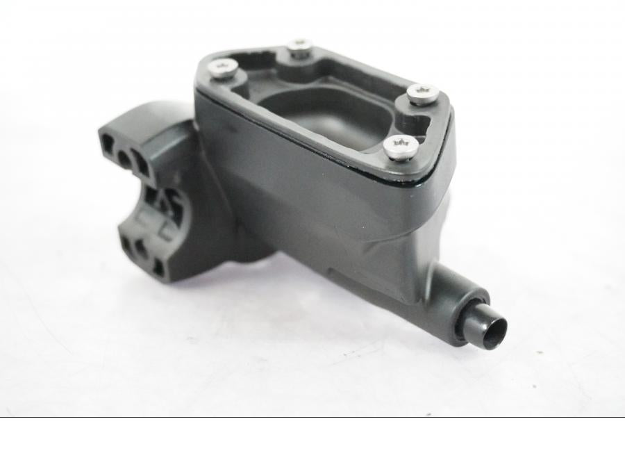 Höger sida på Kopplingshuvudcylinder från en BMW R 1250 GSA -2021 motorcykel.