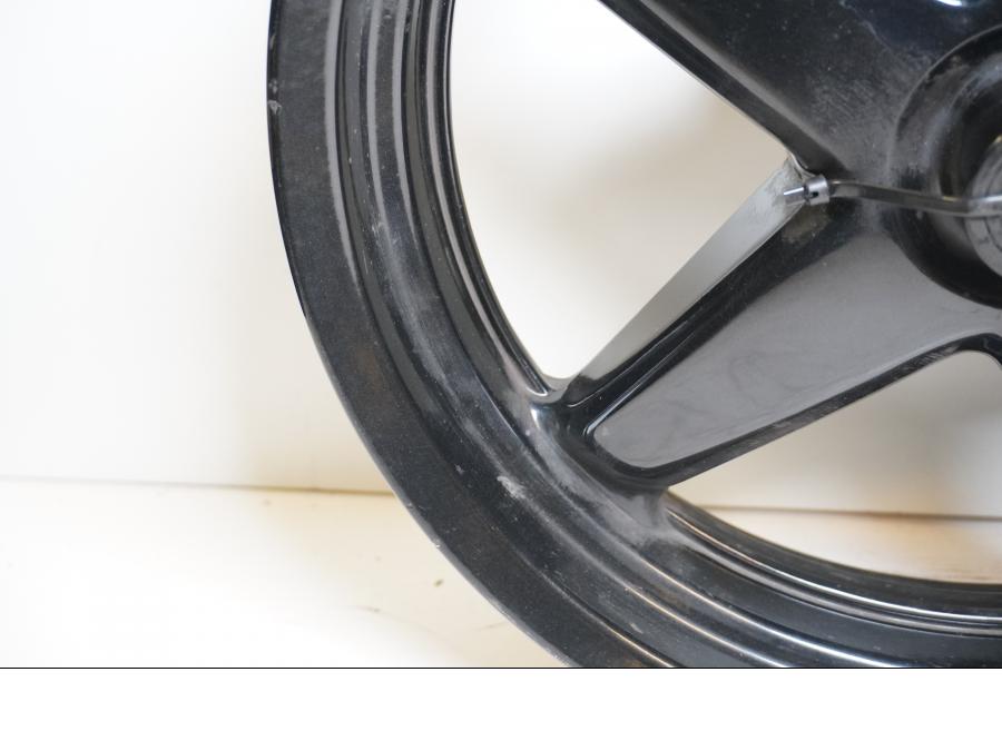 Extrabild1 på Fälg från en Yamaha X-Max 250 -2012 scooter.