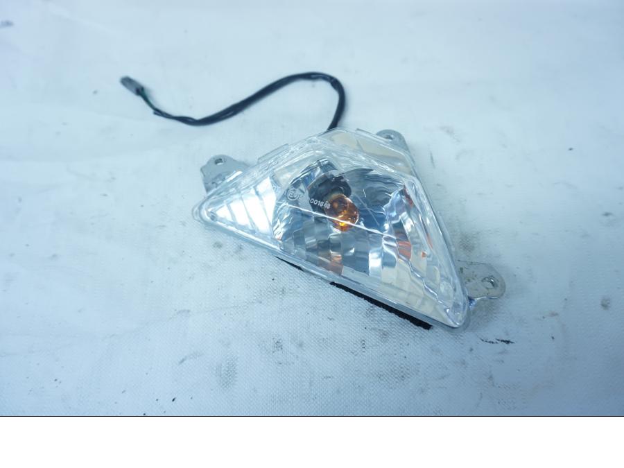 Baksidan på Blinkers från en Kawasaki Ninja 650 -2018 motorcykel.